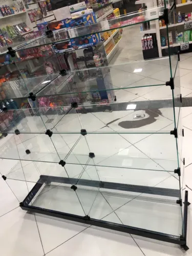 Vitrine prateleira de vidro com rodinhas 
