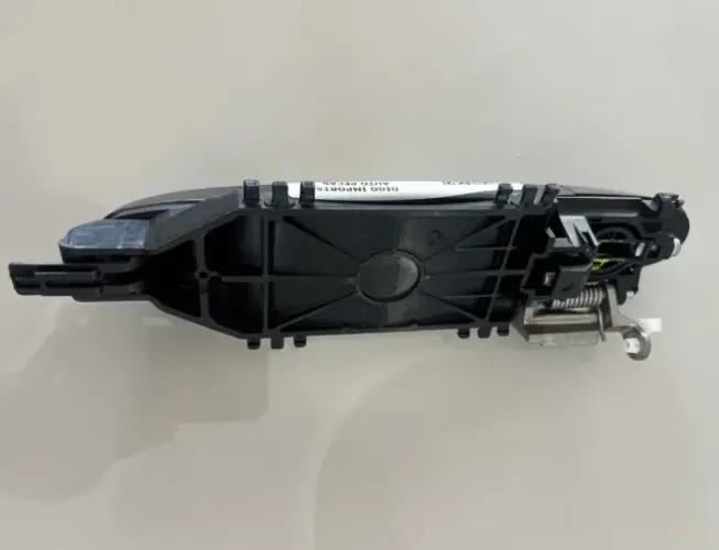 Maçaneta Externa Fiat Pulse - Esquerda Traseira?