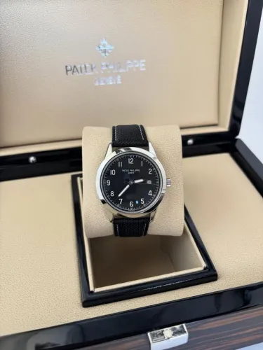 Relógio Patek Philippe Calatrava Automático 40mm