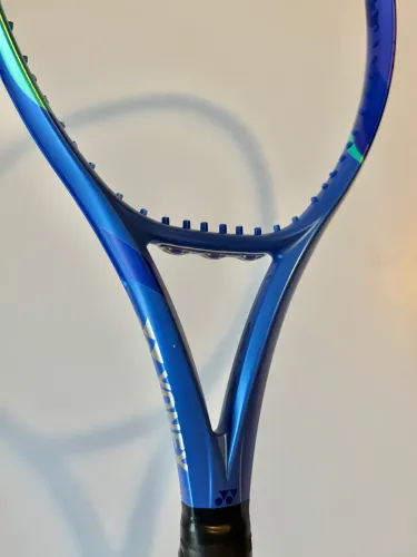 Yonex Ezone 100 L4 300g