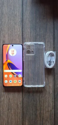 Moto g84 - 256gb