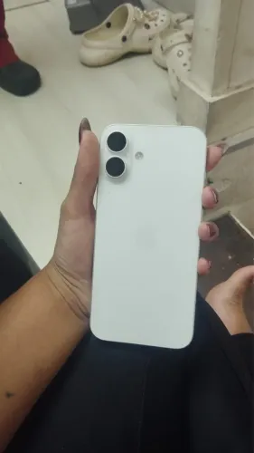 iPhone 16 Plus 256 GB Branco - Excelente Estado