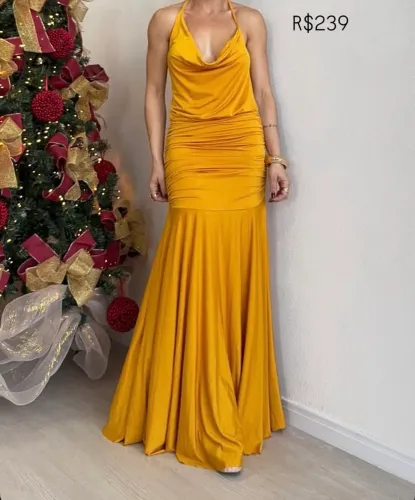 Vestido usado uma única vez