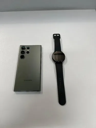 23 Ultra 512gb + Galaxy Watch 4