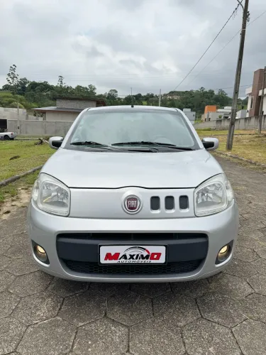 Fiat Uno Vivace Celeb. 1.0 EVO F.flex 8V 5P 2013