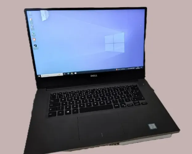 Notebook Dell Inspiron 7560 - Número de série J8DT0L2