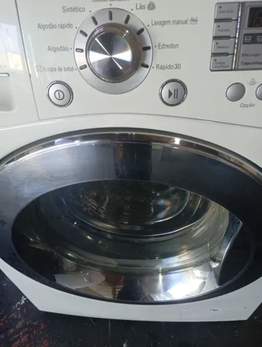 Máquina lava e seca LG 