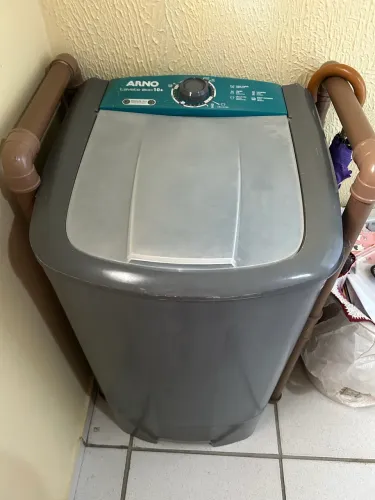 Vendo máquina de lavar- Tanquinho 10 kg- Semi novo