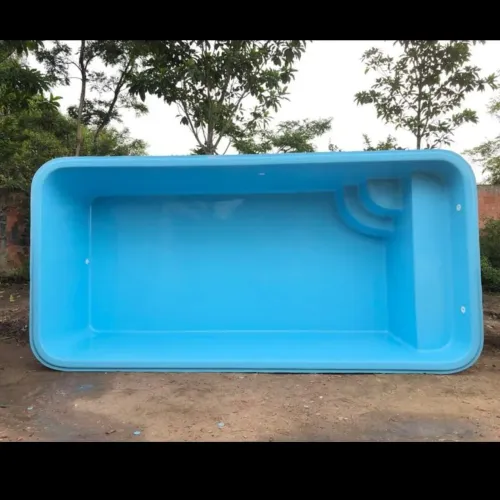Piscina mostruario 4.70x2.50x1.40
