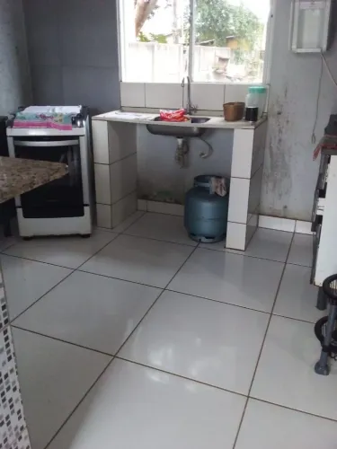 Vendo essa casa em Aragoiânia perto do hospital e perto do supermercado bom jesus.