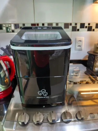 Máquina de Gelo Portátil Multi Home 12kg/dia 220V - Nova Sem Uso