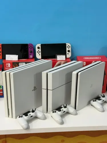 Ps4 edições branca disponiveis nos consulte disponibilidade 