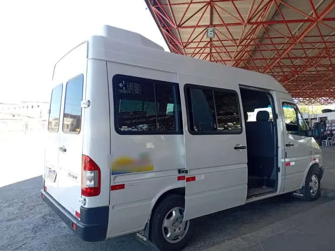 Mercedes-Benz Sprinter 312 Van Luxo 16lug. Diesel 2001