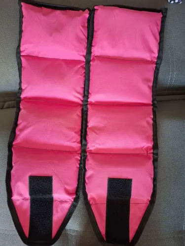 (DEIXO POR 100,00 PARA VENDER LOGO)Vendo 2 pares de caneleiras uma 2 kl e outra de 3kl