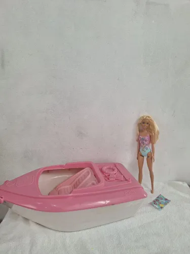 Combo brinquedos Barbie bonecas Sereia lancha barco