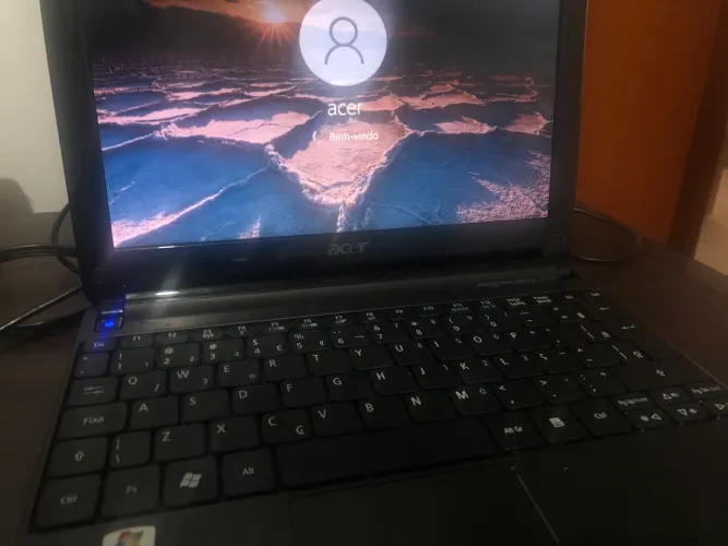 Vende-se notebook