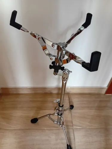 ESTANTE DW CAIXA YAMAHA SS662