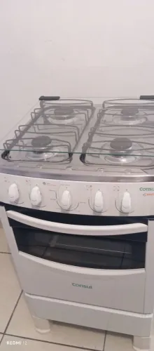 Vendo um fogão Consul semi-novo