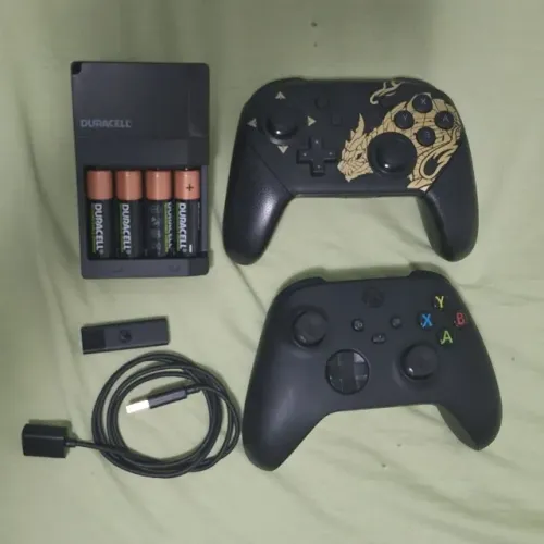 Carregador de pilhas e Adaptador de controle Xbox para Windows