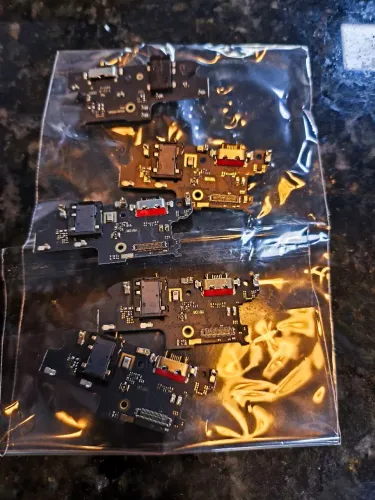 Placa Conector de Carga Original Motorola One Fusion Plus XT2067 USB-C