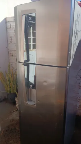 Gelada Electrolux