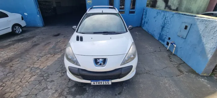 Peugeot Hoggar XR 1.4 Flex 8V 2P 2011