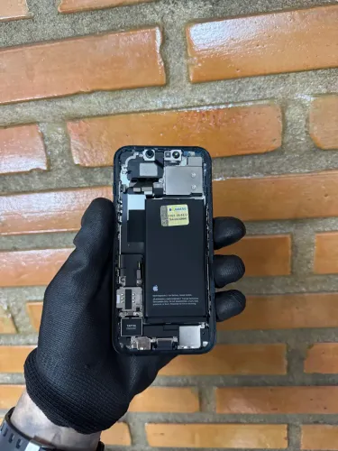 Carcaça iPhone 13 completa