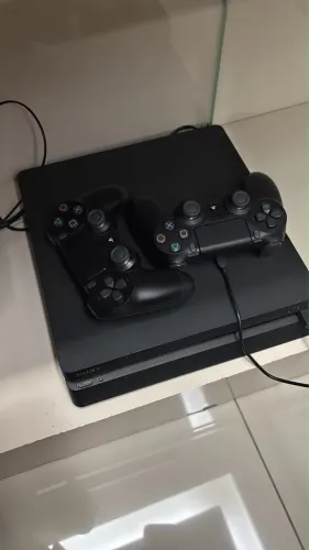 Vendo PlayStation 4 1TB