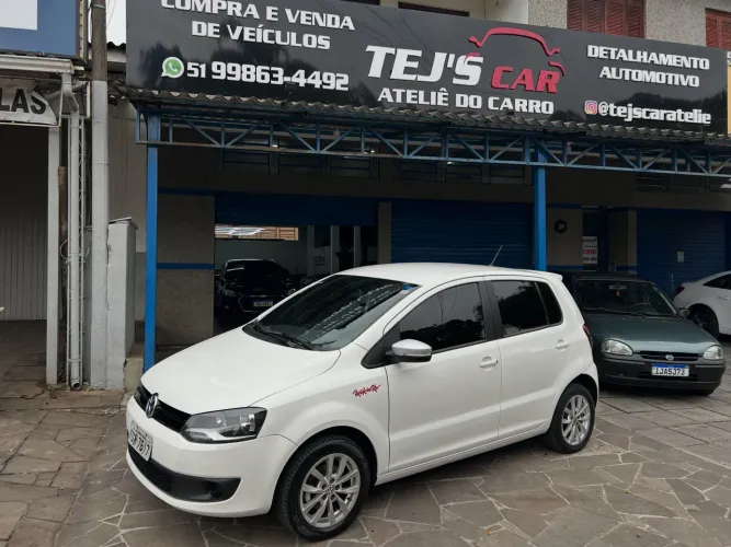 Volkswagen Fox Rock IN RIO 1.6 MI Total Flex 8V 5P 2014