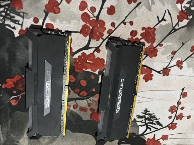 Memória ram ddr4 16gb 2x8 3000mhz Corsair