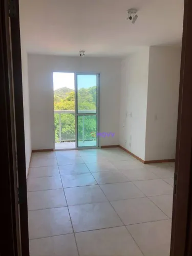 Apartamento com 3 dormitórios à venda, 65 m² por R$ 320.000,00 - Maria Paula - São Gonçalo