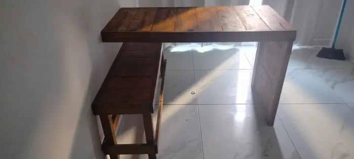 Mesa de canto