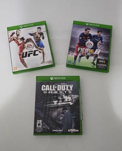 Lote 3 Jogos Originais Xbox One - COD Ghosts, FIFA 16 e EA Sports UFC