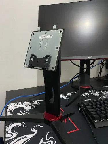 BASE PARA MONITORES AOC VIPER / HERO / SPEED 24? 27?