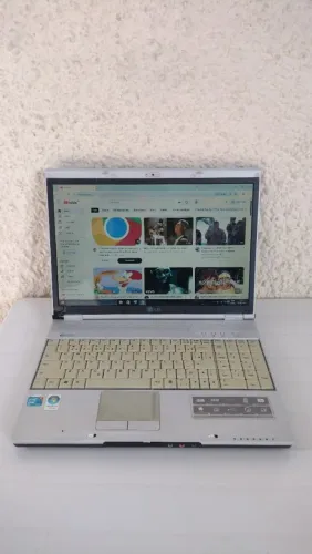 Notebook LG Core 2Duo Windows 10Pro Ativado 2G Telão 16"