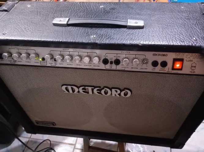 Meteoro Vulcano G200