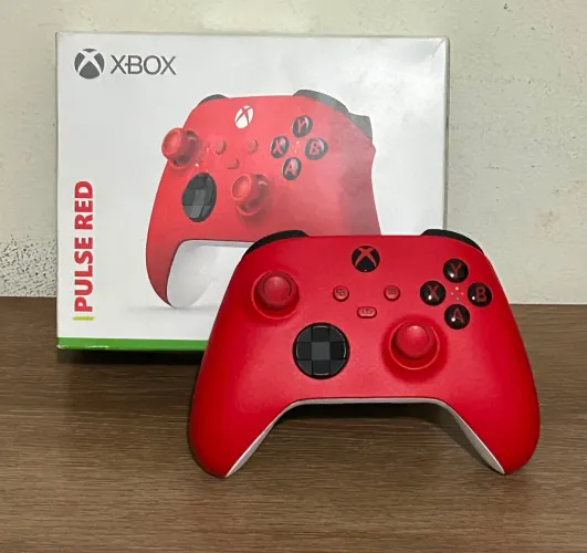 Vendo Controle de Xbox Series S semi novo