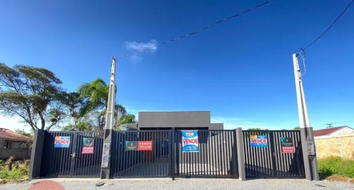 Casa para venda tem 89 metros quadrados com 3 quartos em Eliana - Guaratuba - Paraná