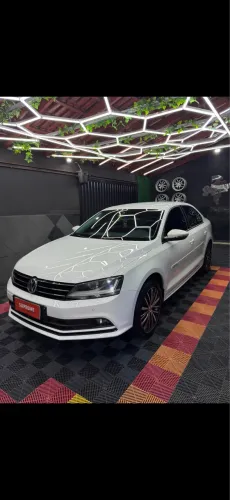 Volkswagen Jetta Comfortline 1.4 TSI 16V 4P Aut. 2018