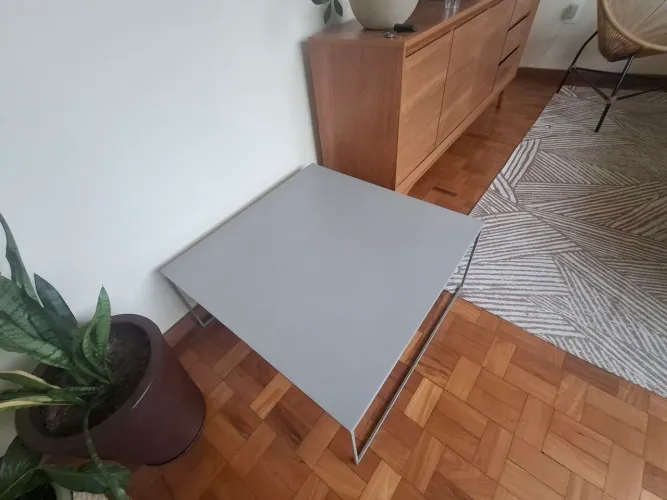 Mesa de centro impecável