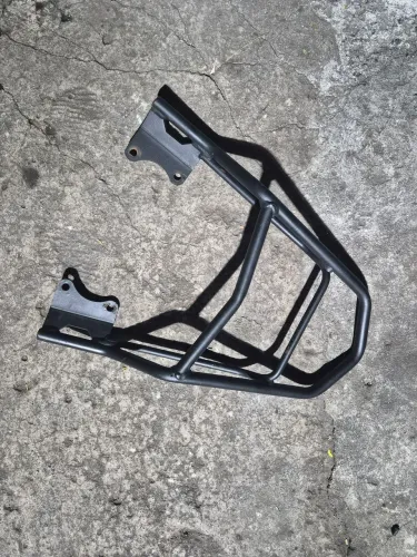 Bagageiro Suporte p/ baú Fazer 250 2014 2015 2016 2017 Hb