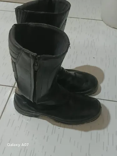 Bota cano longo n42