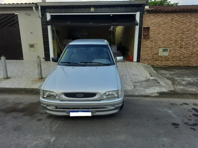 Ford Escort GL 1.8i / 1.8 1996