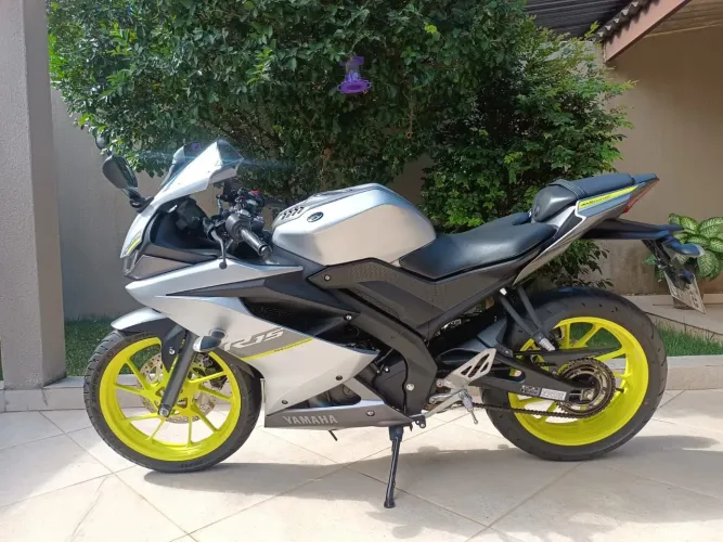 Vendo YZF R15 ABS