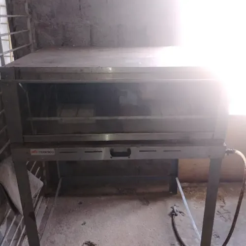 Forno de pizza a gas