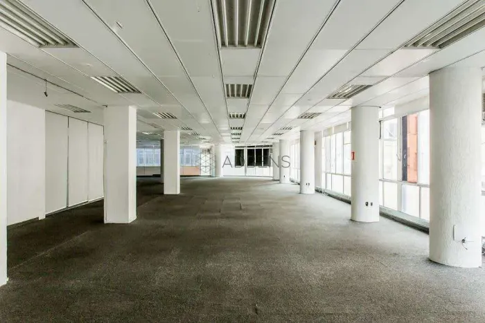 Locação Laje corporativa com 441,00m² próximo a estação do Metrô República