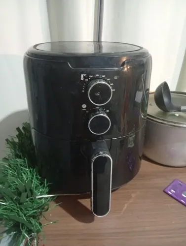 Airfryer ELGIN 4.5 Litros perfeito