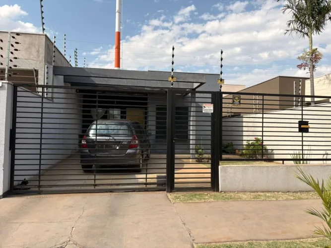 Casa de Fundo para Locação com 1 Quarto Próxima à Chácara Aeroporto Água e Luz Inclusas