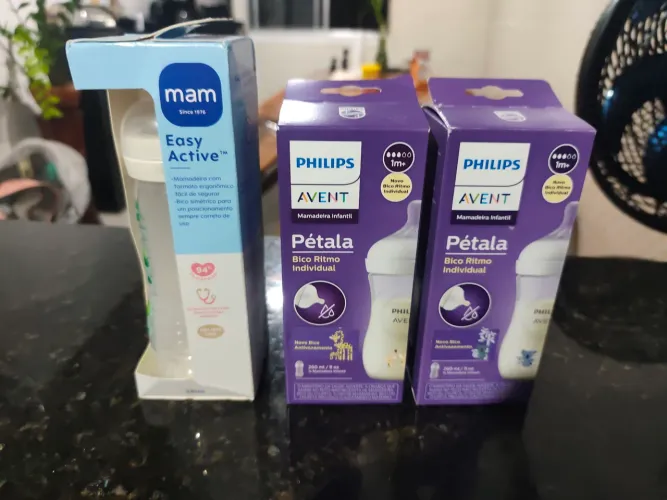 Mamadeiras Philips Avent pétala 260ml e man 330ml
