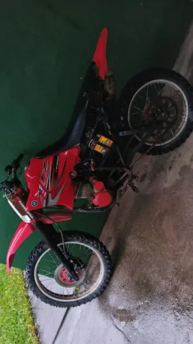 Moto pra trilha